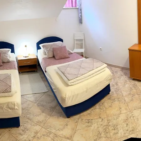 Grgic Apartment *