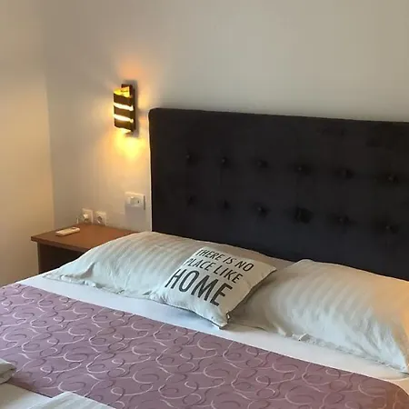 Grgic Apartment Zrnovo