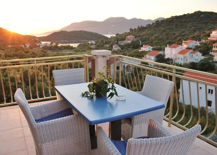 格吉奇公寓酒店 *